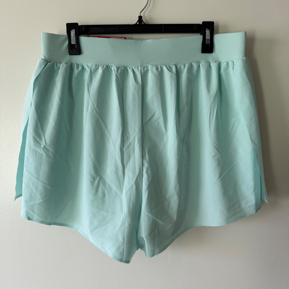 Spalding Womens Active Short Mint Green XL NWT Lightweight Running Gym Workout